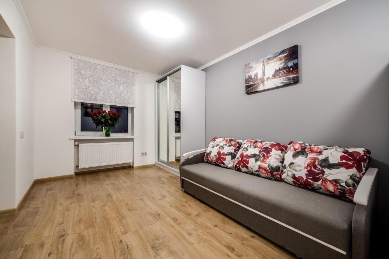 Apartments In Rynok Square Lviv Bagian luar foto