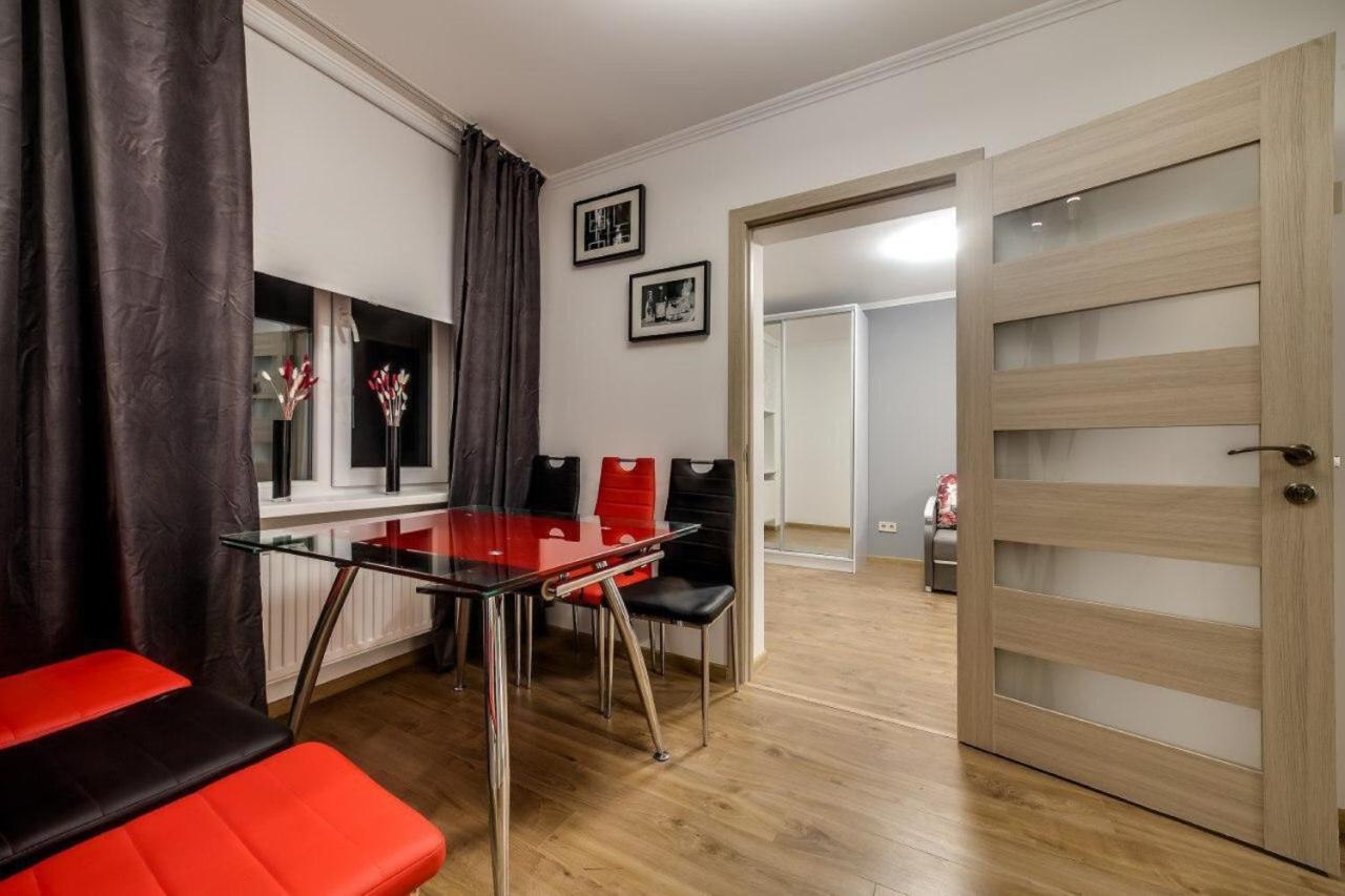 Apartments In Rynok Square Lviv Bagian luar foto